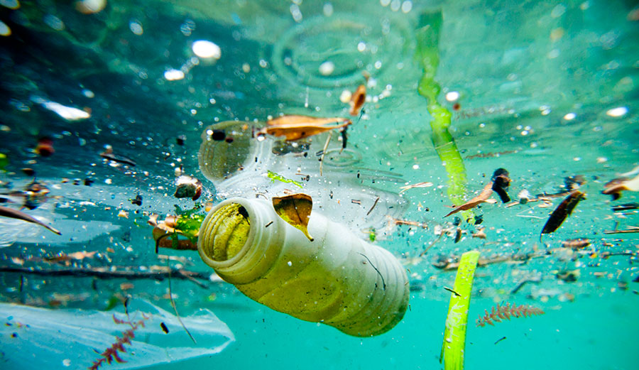 Ranking the Countries that Pollute the Oceans With the Most Plastics
